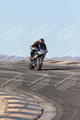 media/Dec-07-2025-CVMA (Sun) [[3e7d2de5dc]]/Race 7-Formula Lightweight Twins Shootout/